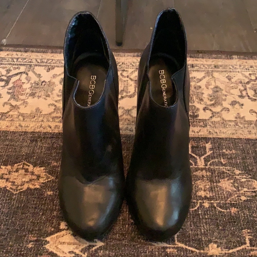 BCBGENERATION booties - Picture 2 of 6